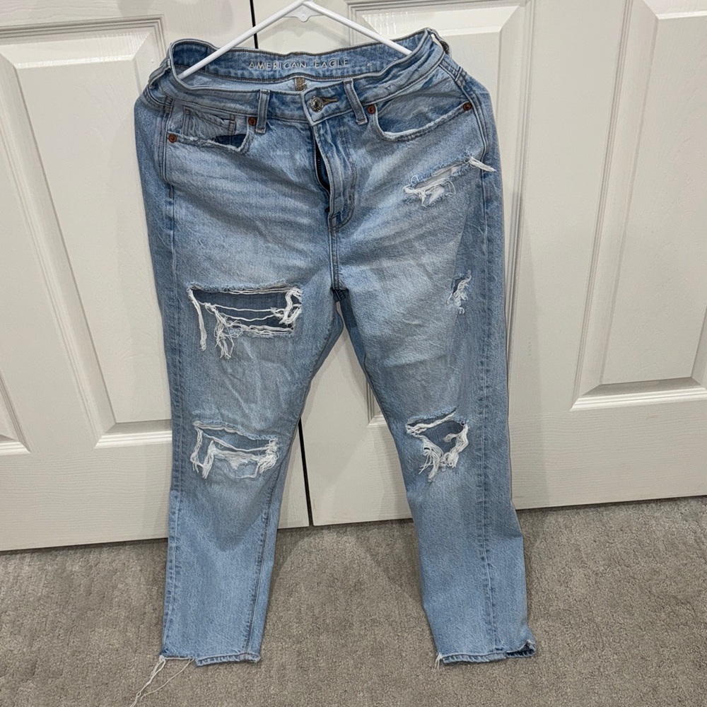 Women’s Light Blue Distressed Jeans